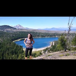 Meet your Posher, Jana